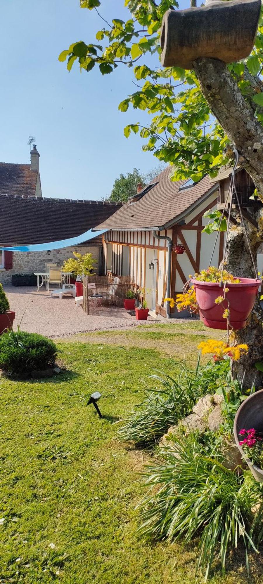Les Lys Jolie Suite Parentale Privative Deux Adultes Avec Sdd Pertheville-Ners 외부 사진