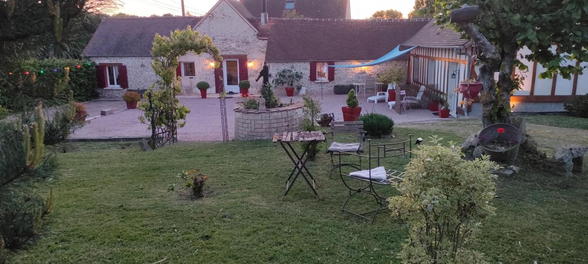 Les Lys Jolie Suite Parentale Privative Deux Adultes Avec Sdd Pertheville-Ners 외부 사진